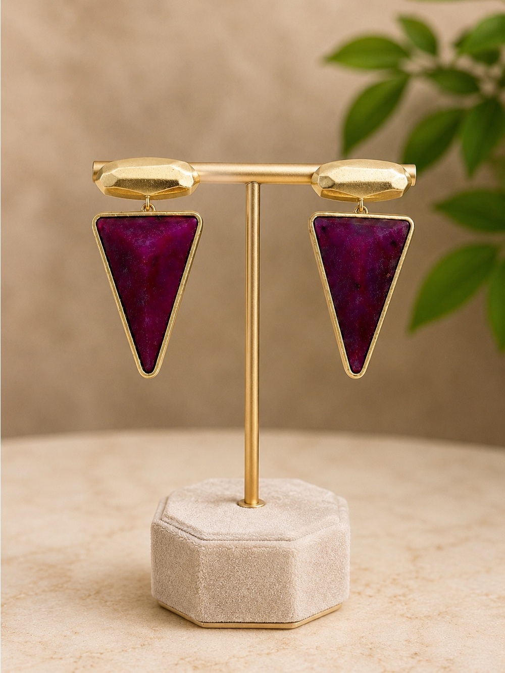 Kendra Scott Vivian Gold Drop Earrings In Raspberry Labradorite - Picture 3 of 6